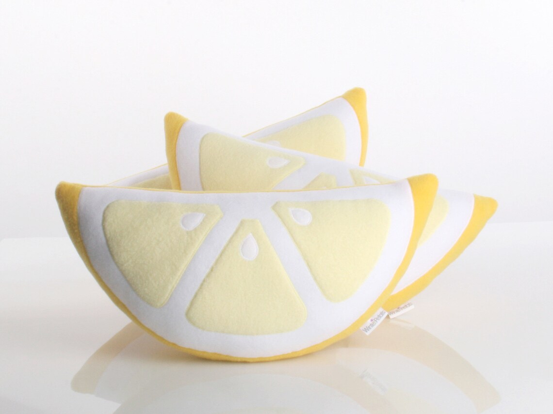 3 Lemon Pillow Set